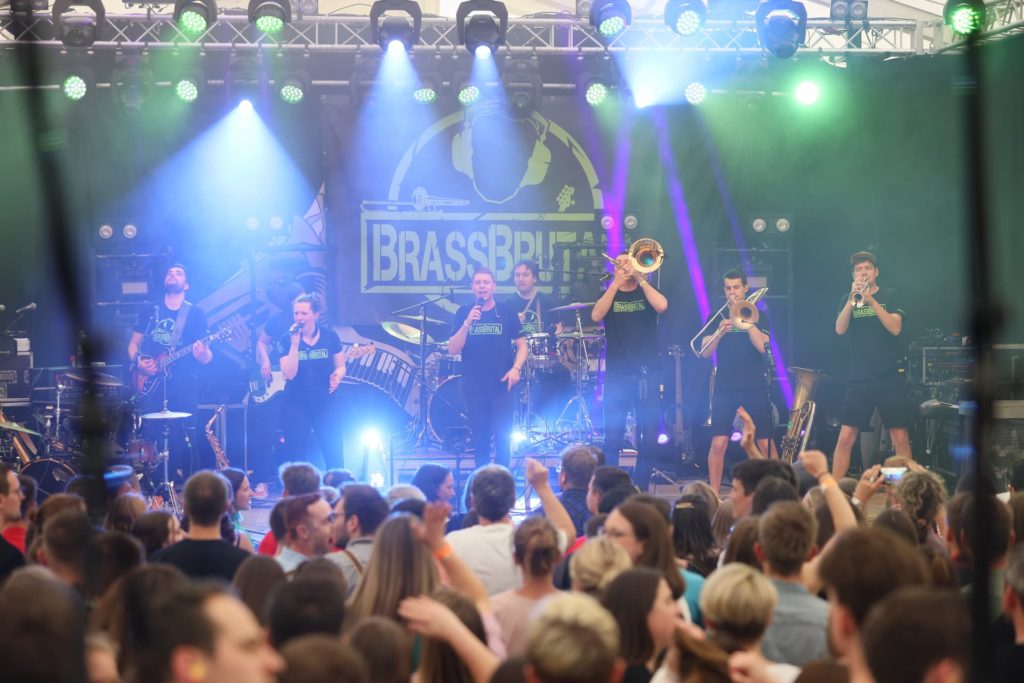 Brassbrutal Live Waldorfhäslach